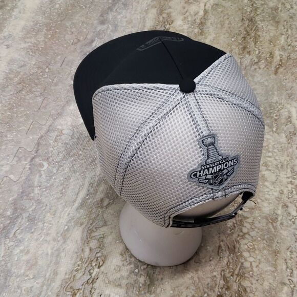 '47 PITTSBURGH PENGUINS STANLEY CUP CHAMP 2016 HAT - Picture 3 of 6